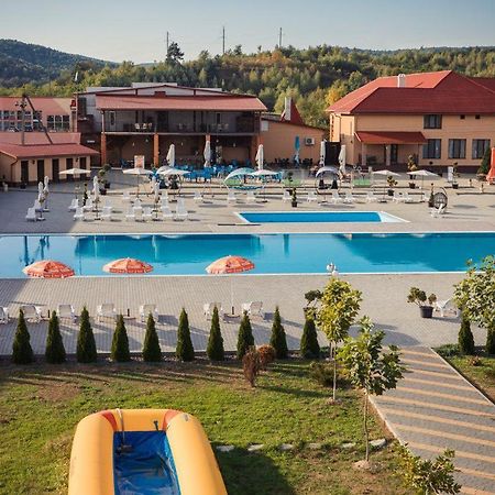 Illara Spa Hotel Irshava 외부 사진